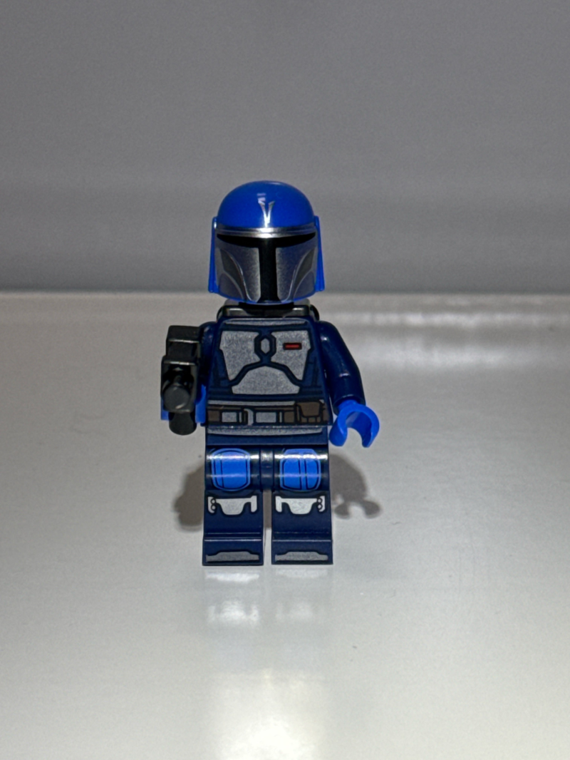LEGO Star Wars Mandalorian Fleet Commander minifigure