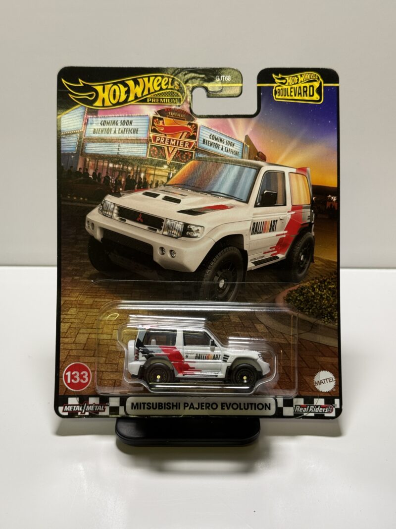 Hot Wheels Premium Boulevard Mitsubishi Pajero Evolution