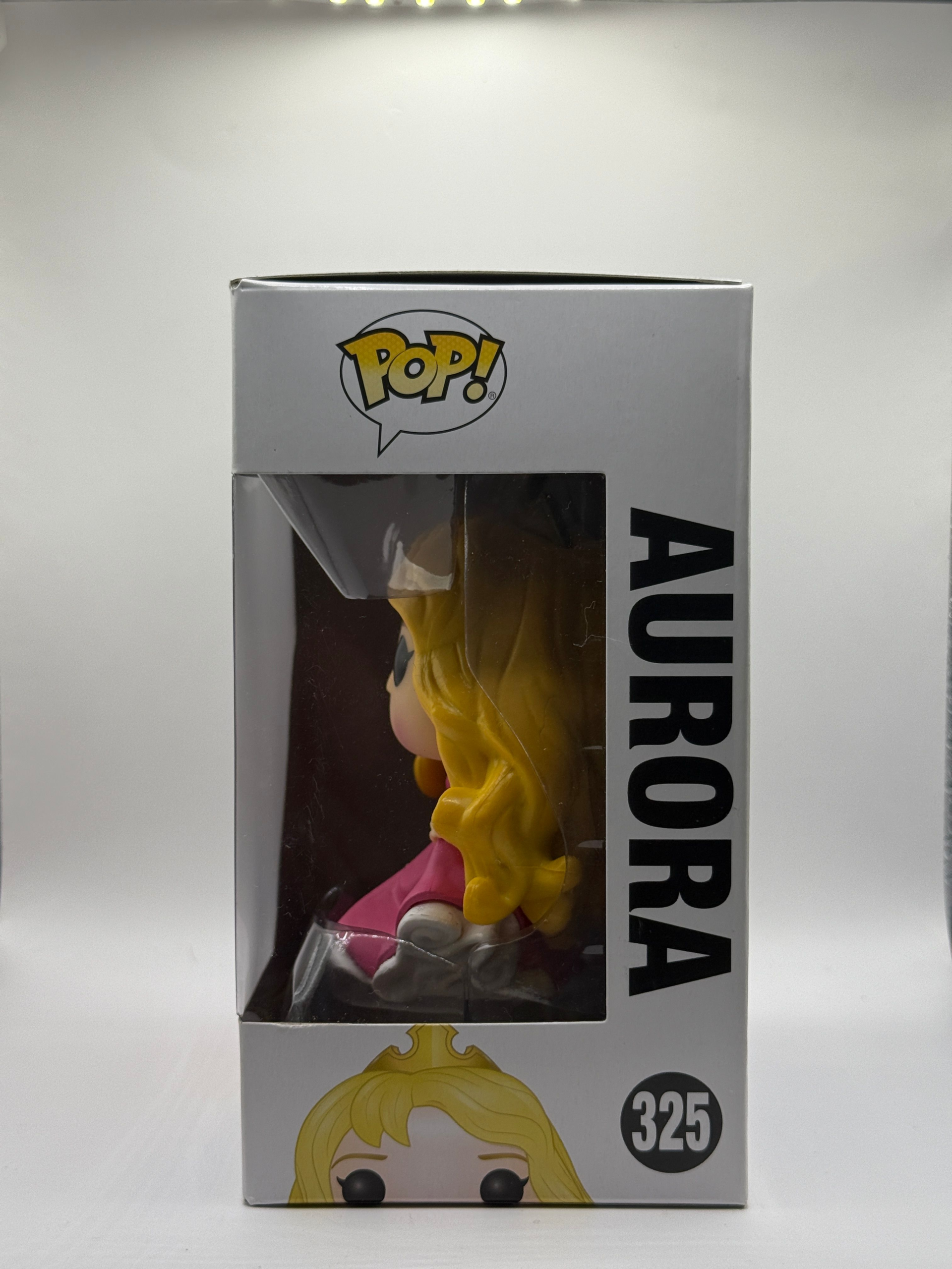 Funko Pop! Disney Aurora #325 - Image 6